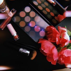 Morphe 15B Brunch Babe Eyeshadow Palette